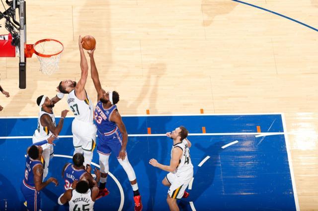 官方入口-戈贝尔：争冠是球队目标 和米切尔的事被媒体夸大